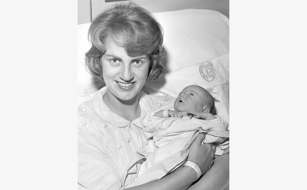 Barbara and Nan Nicklaus in 1965